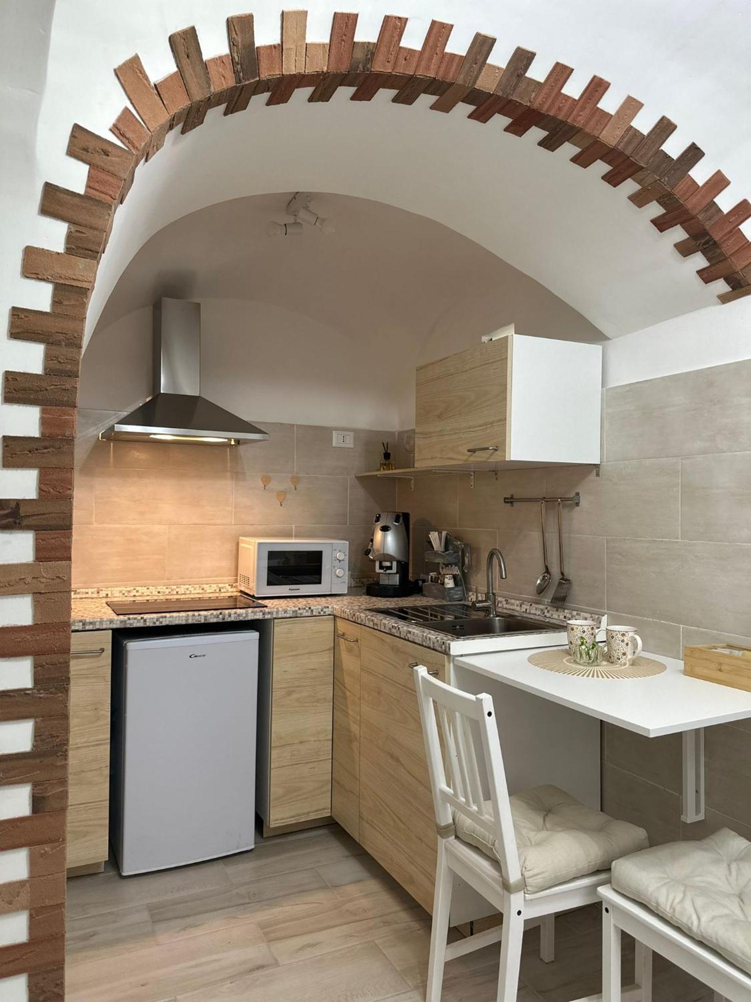 Amare Guest House Napels Buitenkant foto